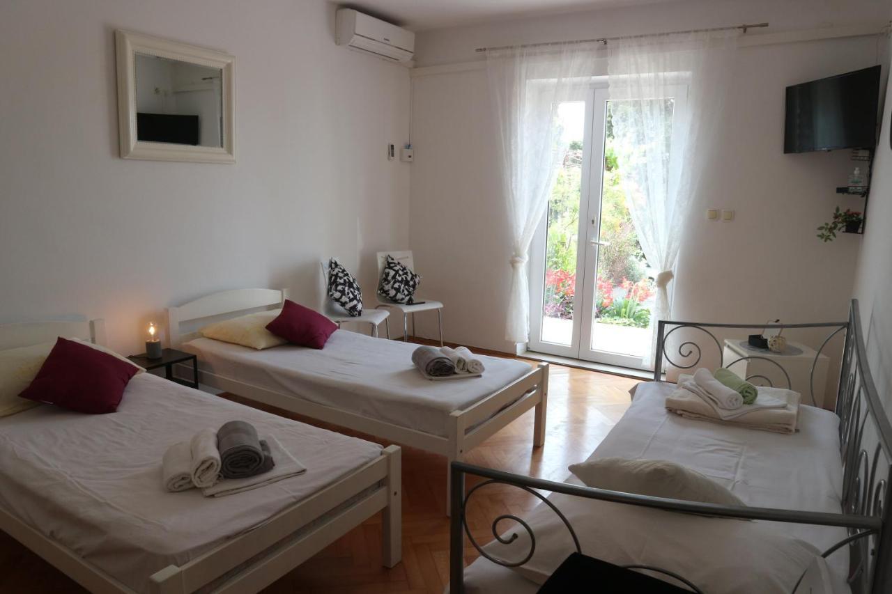 Apartments Joko Omis Exterior photo